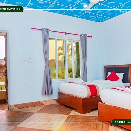 Hotel Greenland Safari Sauraha Exterior foto